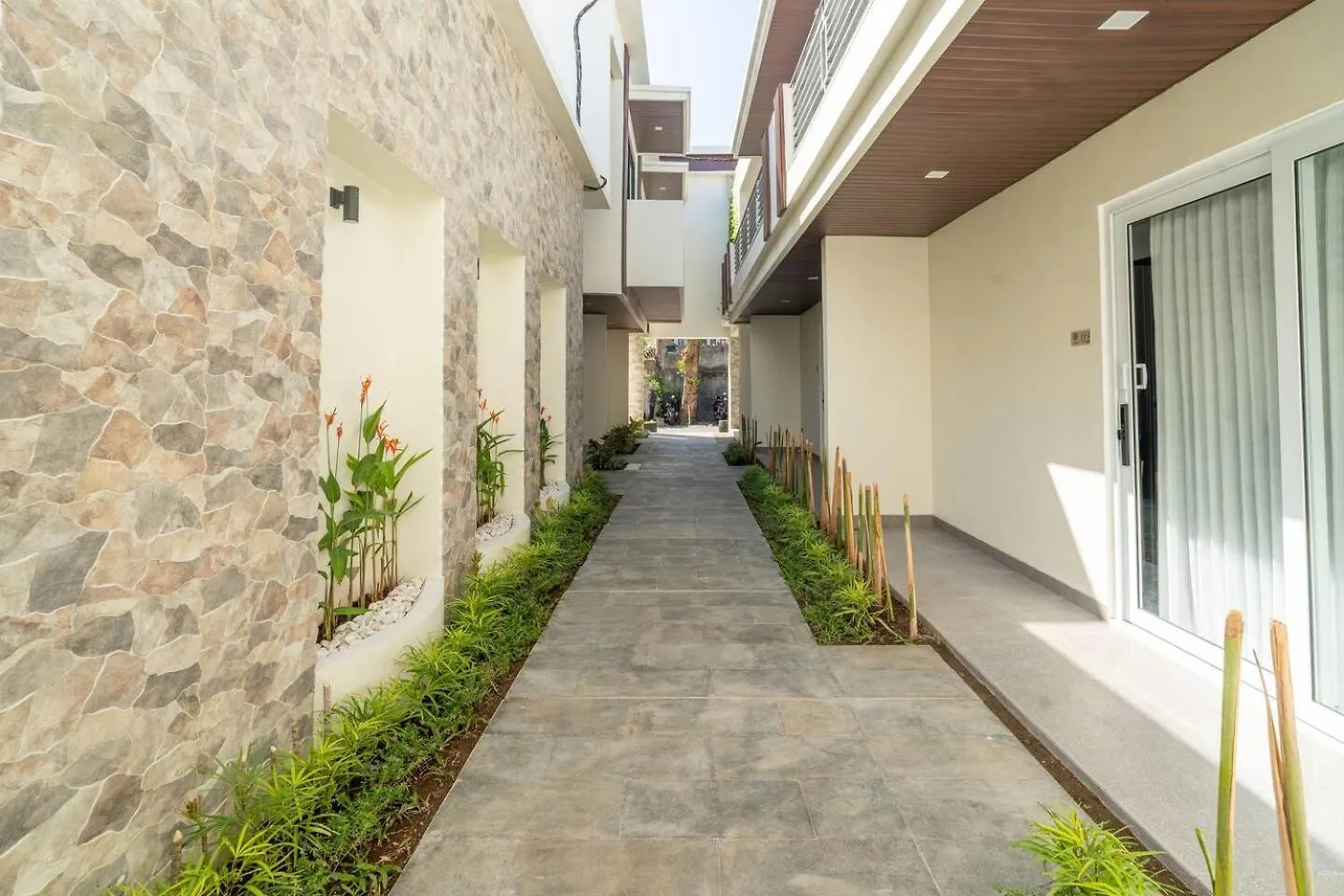 Alyxia 1 Bedroom Apartment In Central Seminyak Indonesia