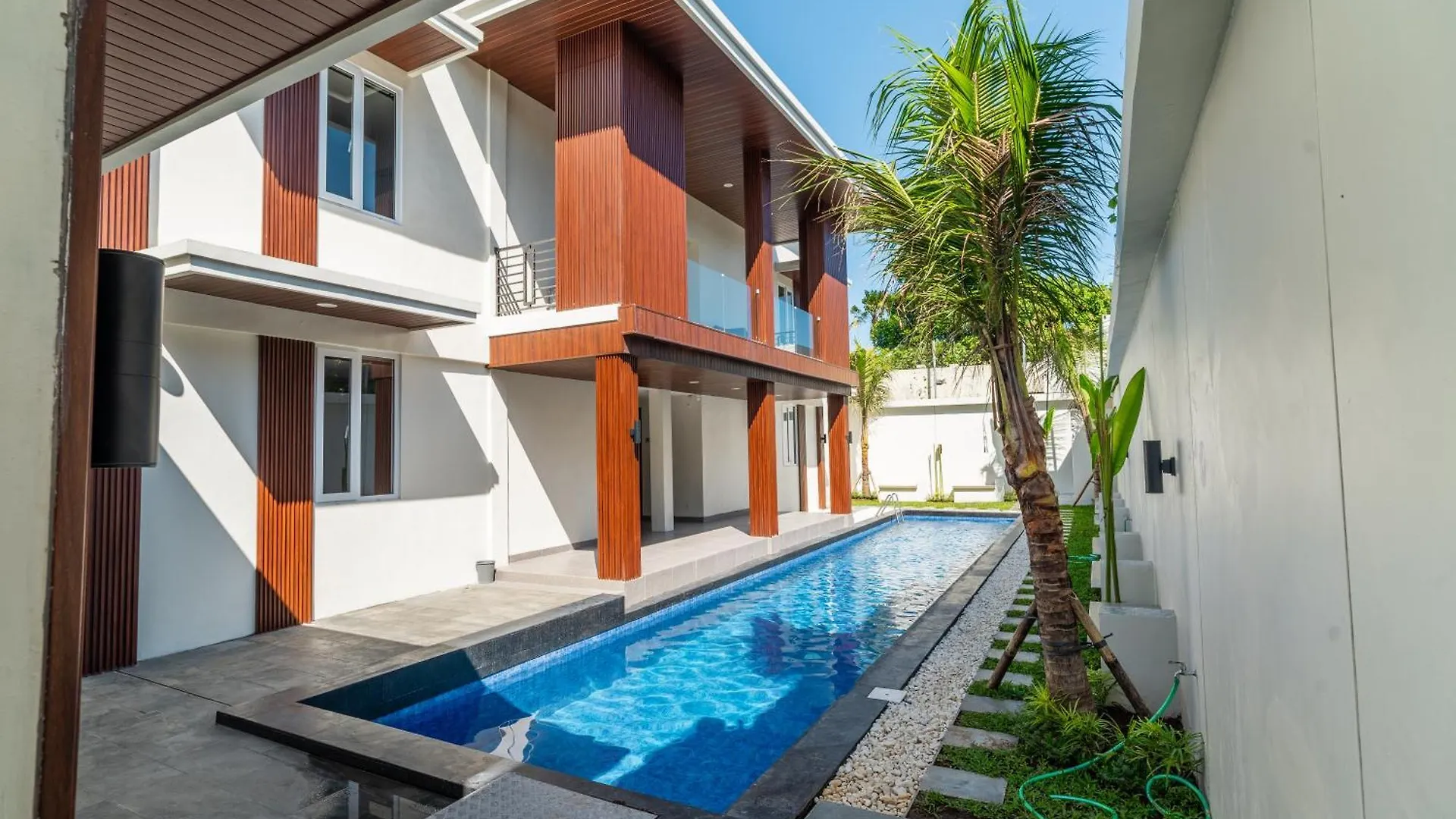 Alyxia 1 Bedroom Apartment In Central Seminyak Indonesia
